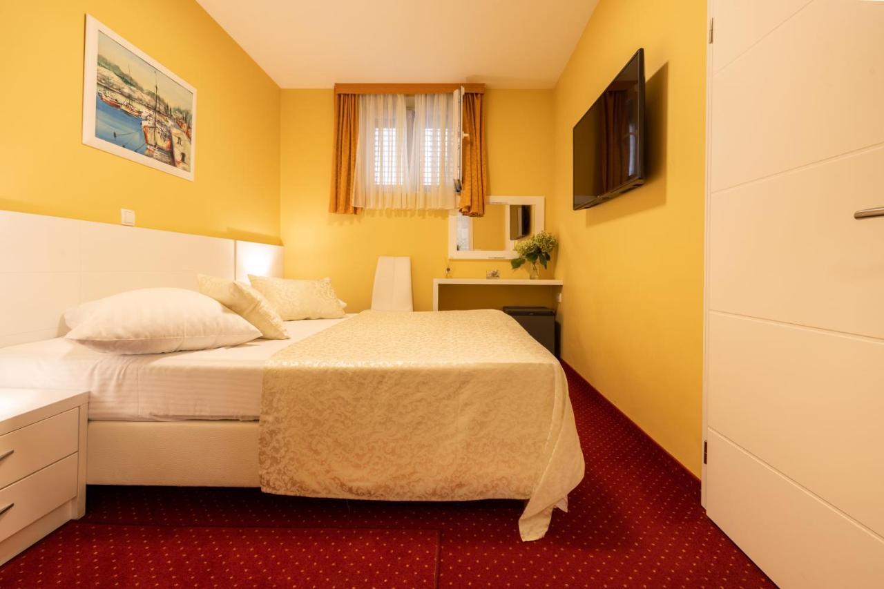 Bed & Breakfast Riva 4*